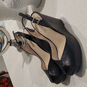 BCBG TASHAA platform wedges sandals